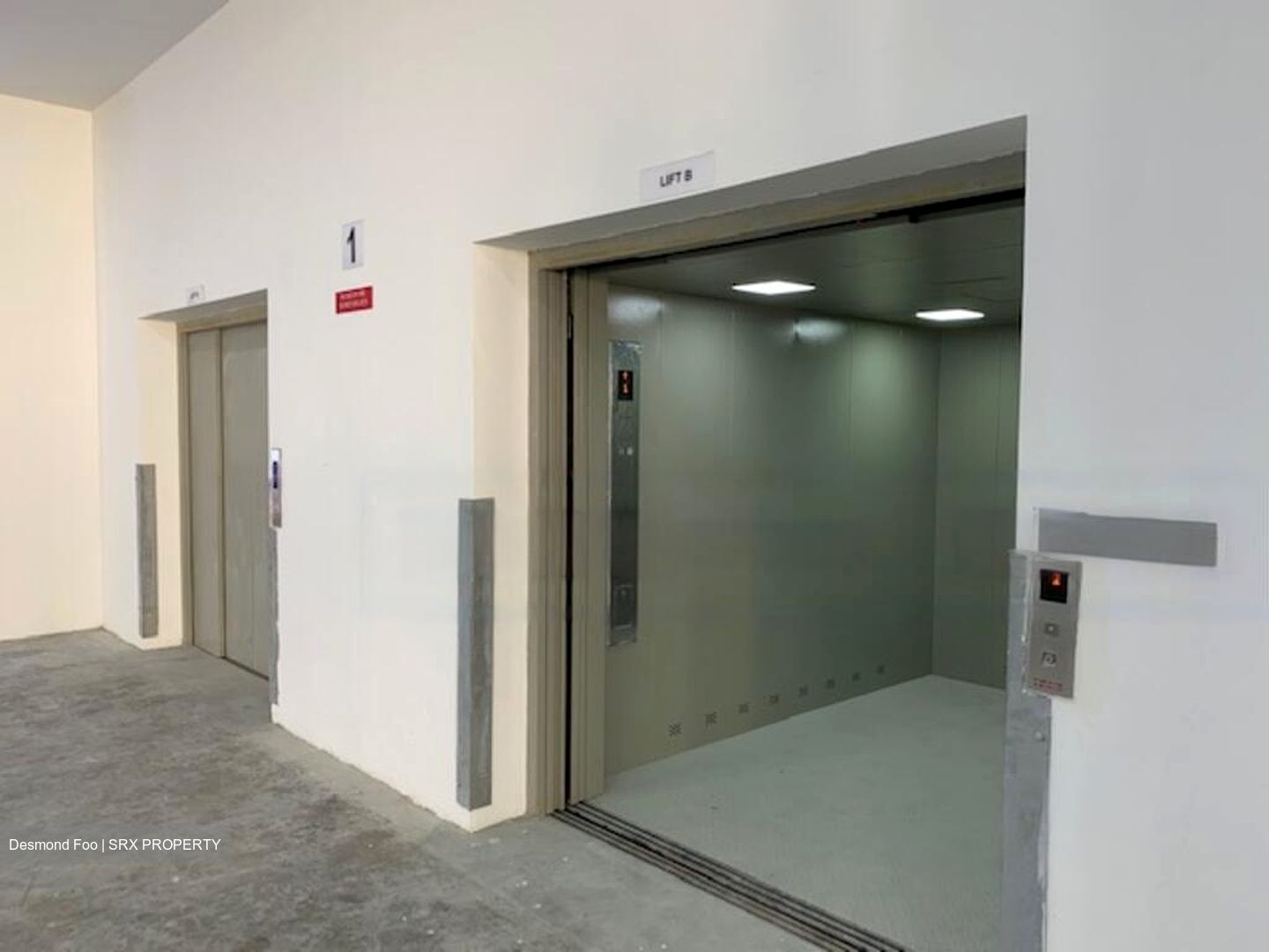 Thyssen Haniel Logistics Centre (D16), Warehouse #455253271
